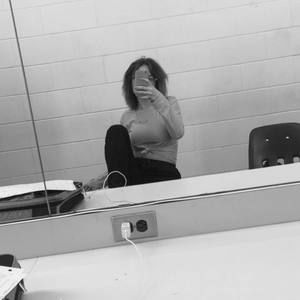 Meet your Posher, Angela